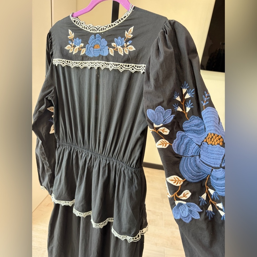 Farm Rio: Black Bold Flowers Long Sleeve Midi Dress - Picture 6 of 16
